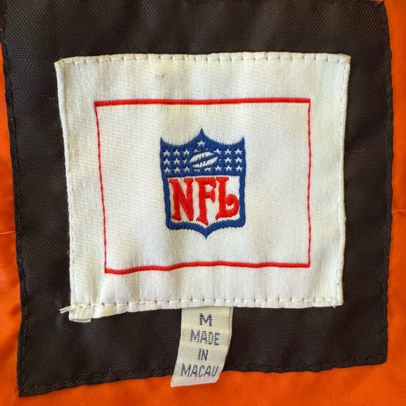 🏈 Vintage Cleveland Browns G-III NFL Puffer Coat - Picture 9 of 14